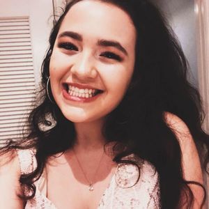 Meet your Posher, Julianna